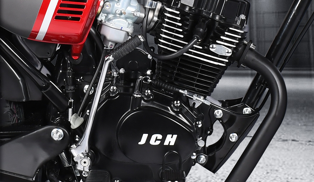 La Moto utilitaria CG 150 tine un motor potente